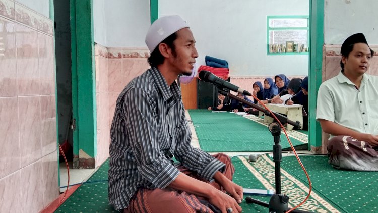 Siapa yang paling di hormati dalam agama islam antara ayah dan ibu?